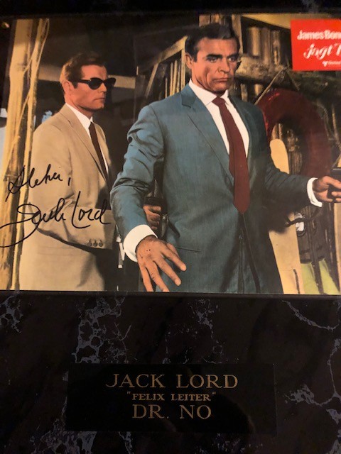 JACK LORD Signed Autographed Photo COA Hologram main image 1
